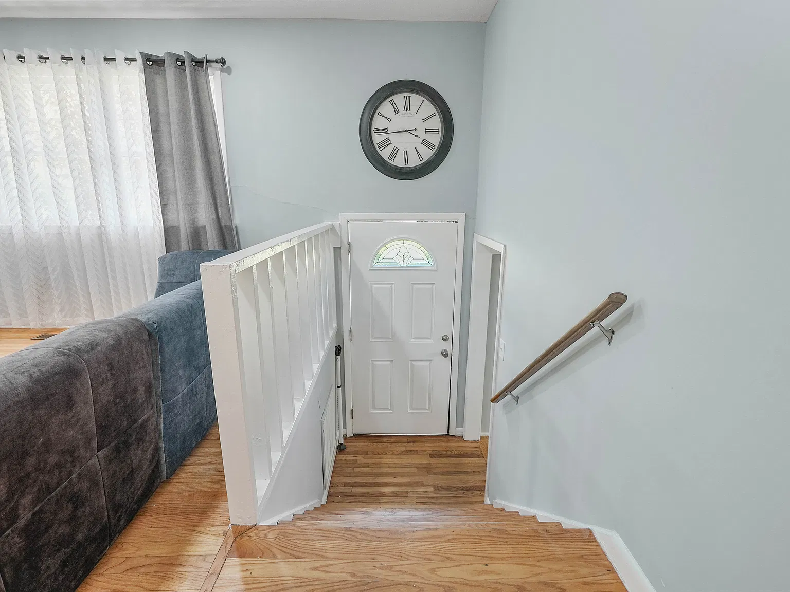 4 bed, 2.5 bath, 1682 sqft, $1,800 — Photo 3