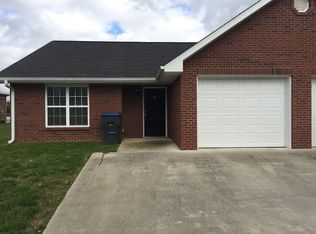 52 W Doak Rd, Manchester, TN 37355
