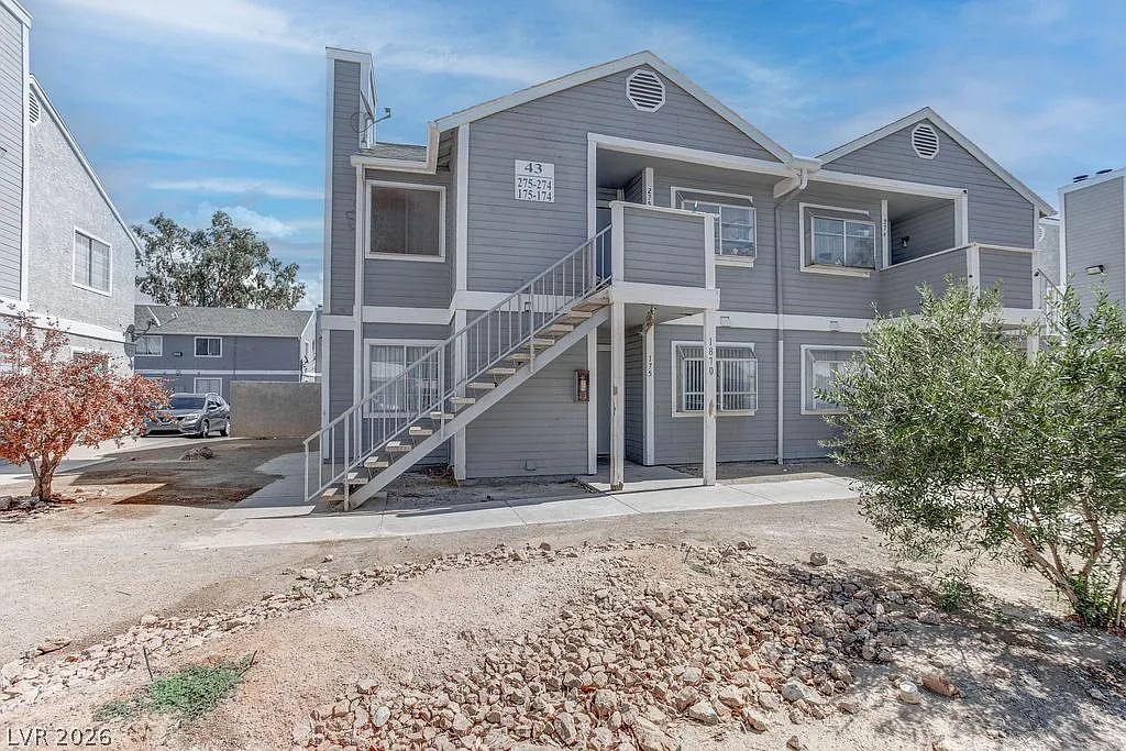 2 bed, 2.0 bath, 3212 sqft, $1,250 — Photo 3