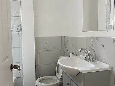 4th image of 233 S 45th St #3F