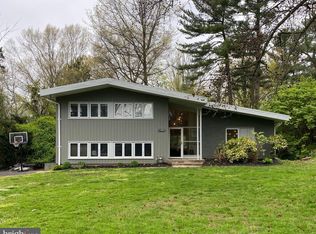 913 Harston Ln, Erdenheim, PA 19038