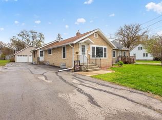 517 Abrams St, Green Bay, WI 54302