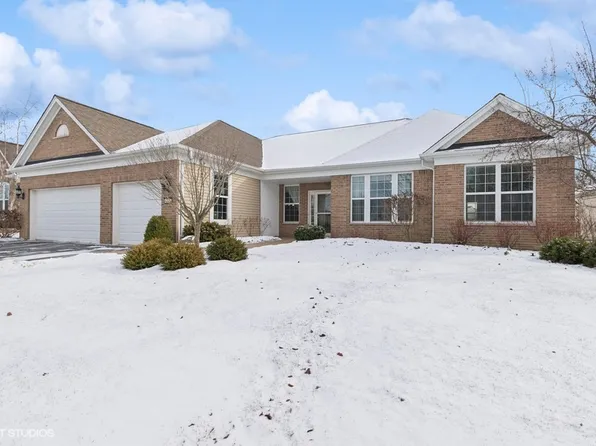 3717 Canton Cir, Mundelein, IL 60060