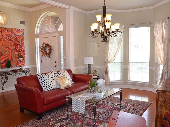 3rd image of 6409 Bayberry Ln