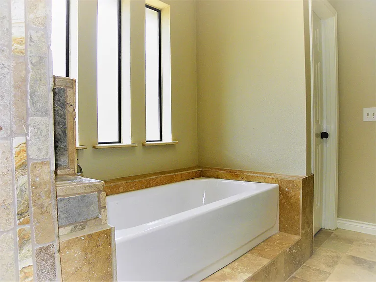 2601 Banner Elk Cir — Photo 28