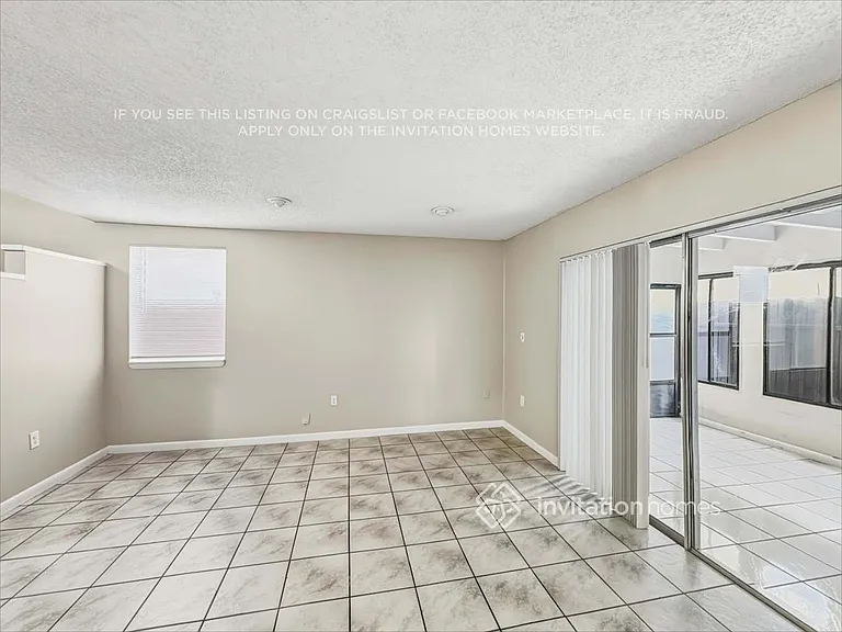 9108 SW 147th Ct — Photo 5
