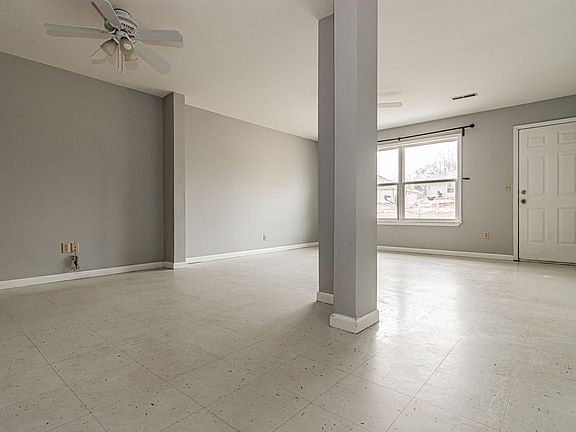 3rd image of 309 S Smith St
