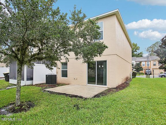 3rd image of 7069 ST IVES Court