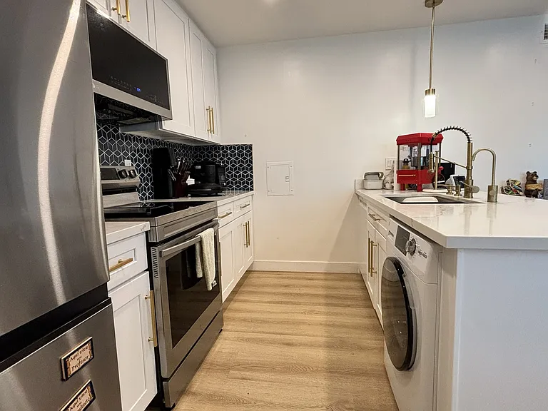 207 Watson Dr — Photo 5
