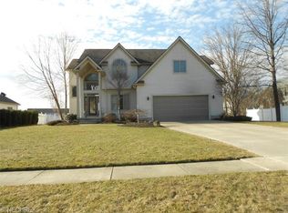 75 Willowbend Dr, Canfield, OH 44406