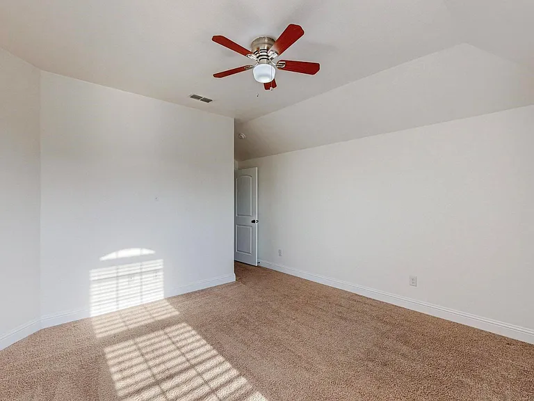 712 Davinci Ct — Photo 23