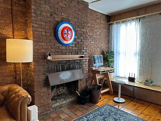 Rented by Eric Goodman Realty Corp | media 4