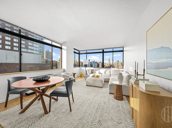 45 West 67th Street image 1 of 14