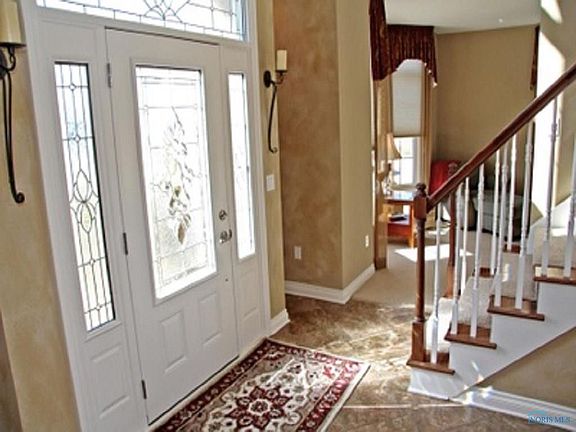 3rd image of 401 Riverview Dr