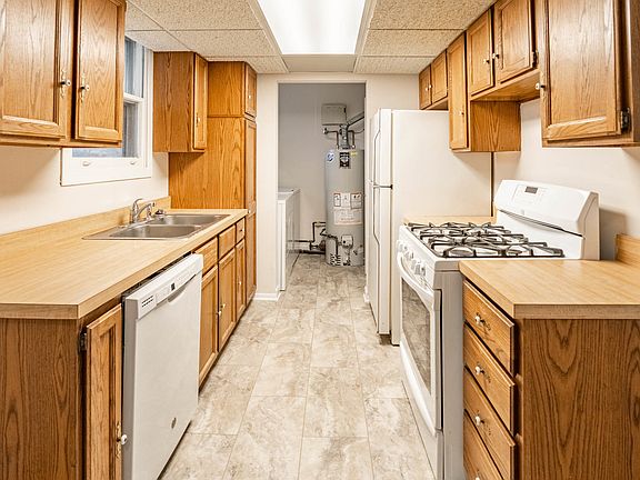 5th image of 511 Indianwood Dr