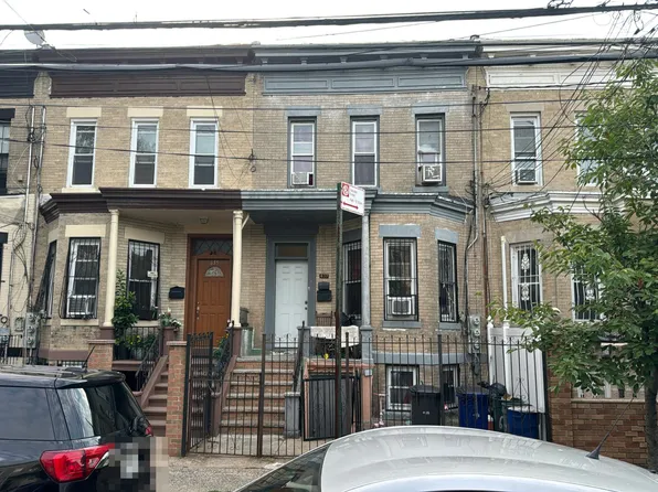 637 Crescent St, Brooklyn, NY 11208
