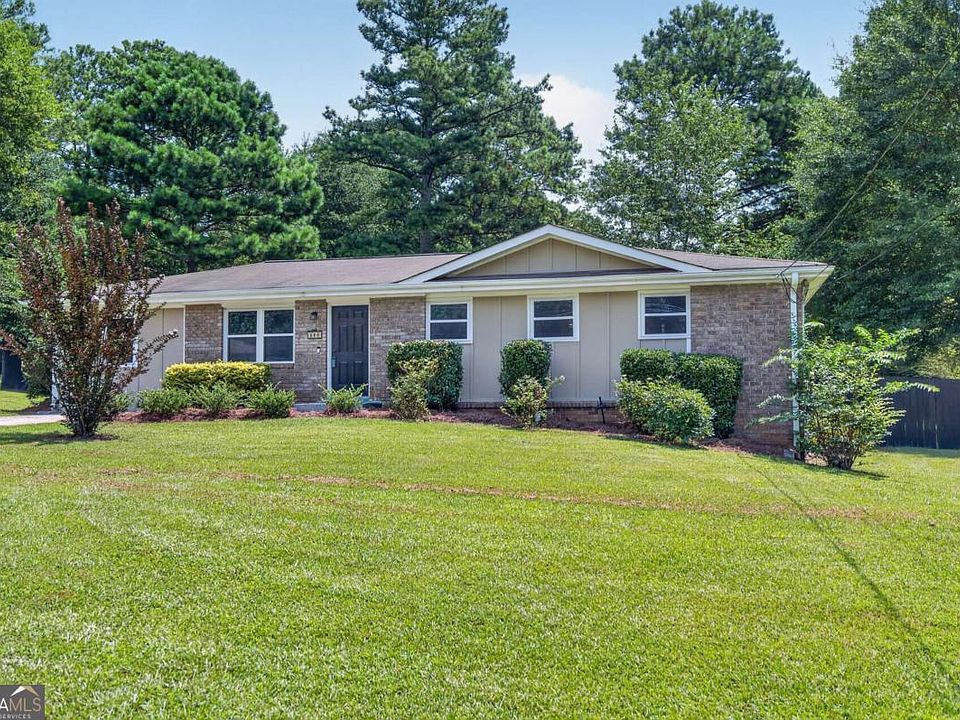 1st image of 2397 Sherwood Pl SW