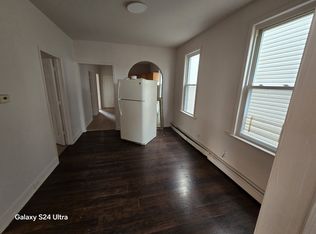940 Flora St FLOOR 2, Elizabeth, NJ 07201