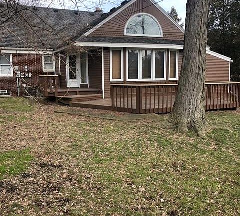 5th image of 20258 Fleetwood Dr