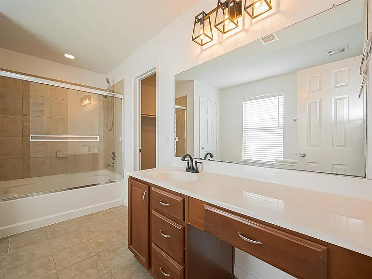18334 Fair Grange Ln — Photo 13