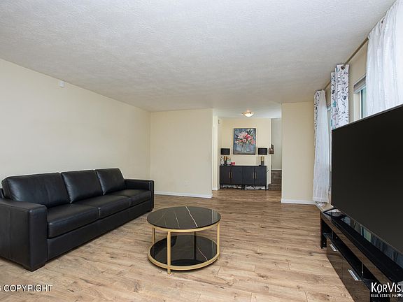 3rd image of 17727 Nitoanya Cir