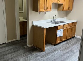 24 N 3rd St #C, Womelsdorf, PA 19567