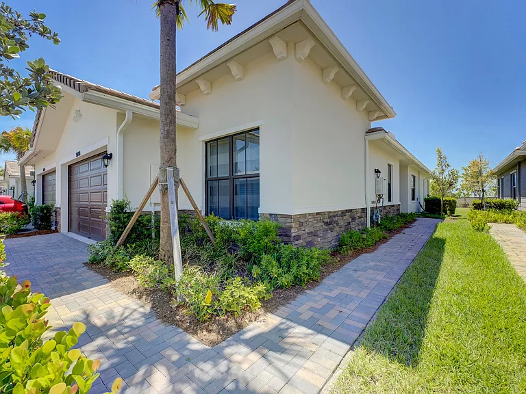 19708 Weathervane Way — Photo 17