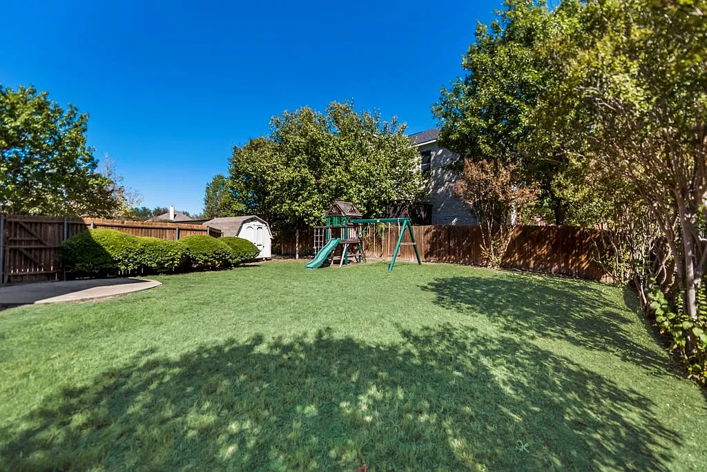 3 bed, 2.5 bath, 2779 sqft, $2,655 — Photo 4