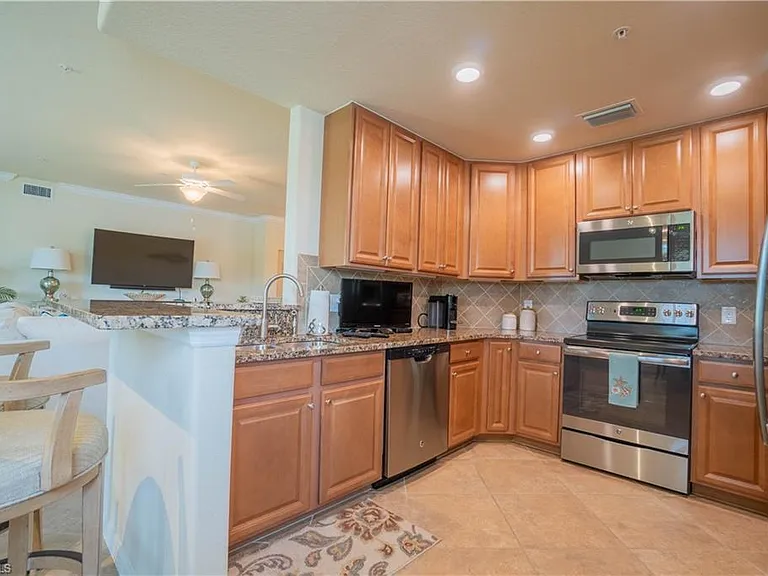 9497 Casoria Ct #101 — Photo 5
