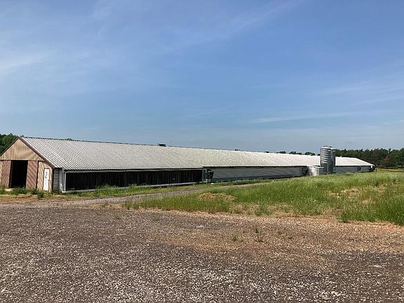 2nd image of 18369 N State Highway 109