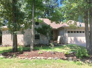 3016 Peach Tree Dr, Little Rock, AR 72211