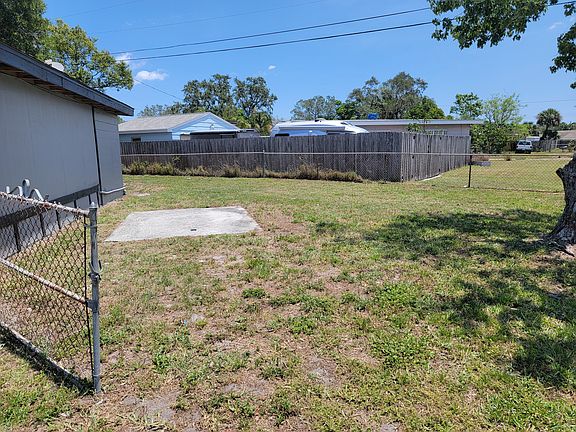 2nd image of 1917 Mosswood Dr