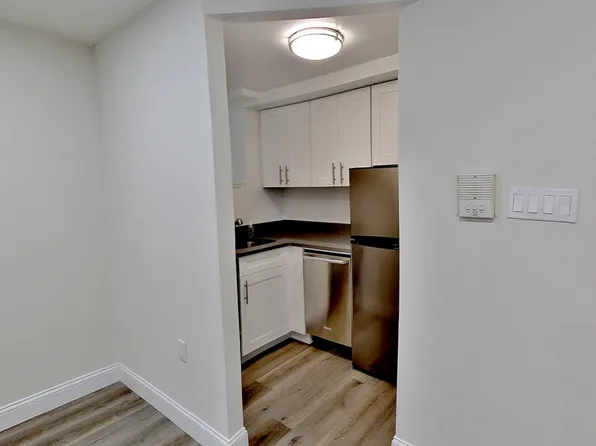 203 West 84th Street image 3 of 10