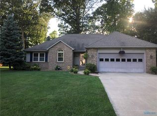 5792 Greenridge Ln, Toledo, OH 43615