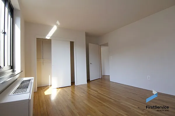 Rented by FirstService Realty (legacy) | media 32