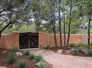 1209 Camino Ribera, Santa Fe, NM 87505