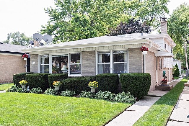 1st image of 8452 Lockwood Ave