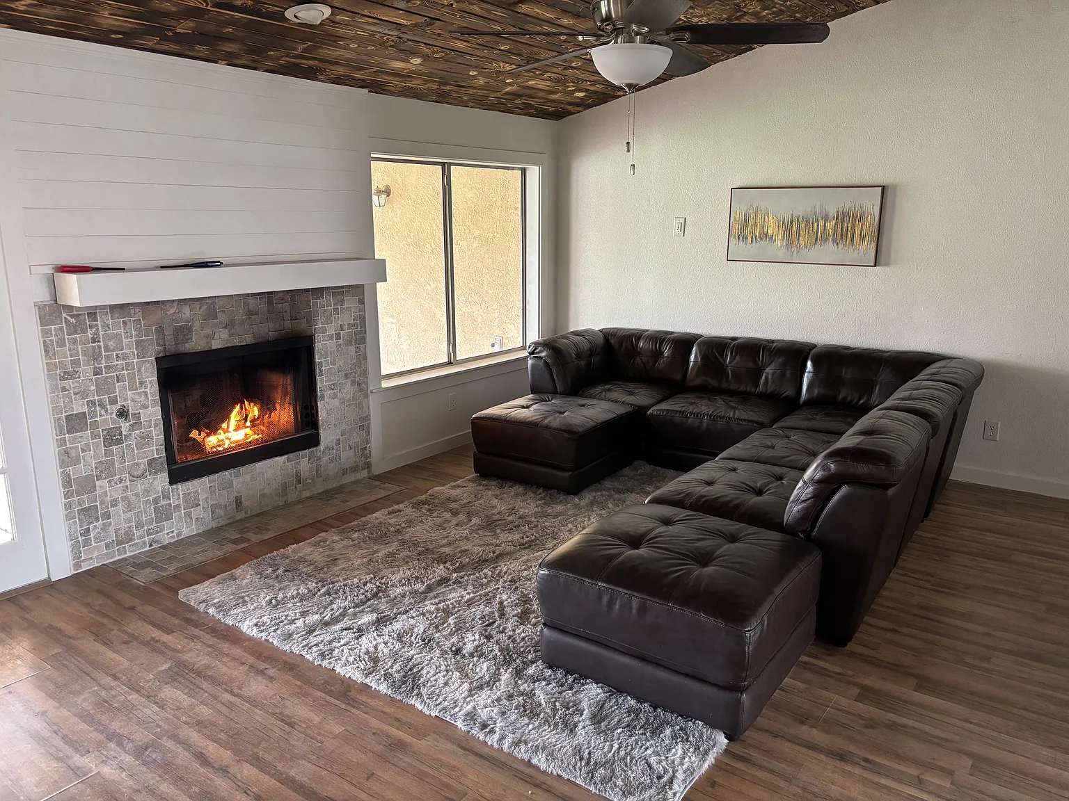 3582 E Riho Ln — Photo 2