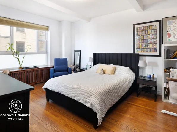 444 Central Park West image 6 of 14