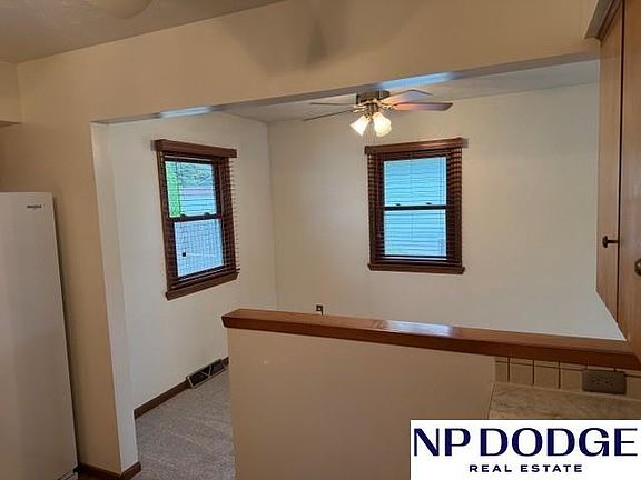 3rd image of 8616 Park View Blvd