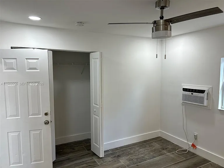 261 NW 49th St #A — Photo 20