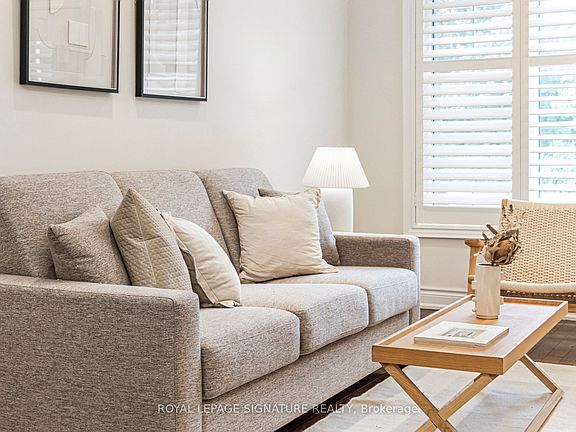 5th image of 2138 Bayview Ave #157
