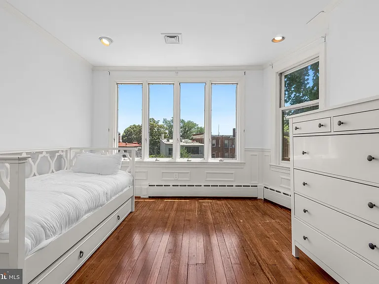 3044 Cambridge Pl NW — Photo 12