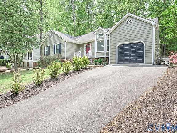 3rd image of 14713 Ridge Point Dr