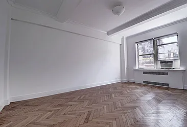 Rented by Urbane Brokerage