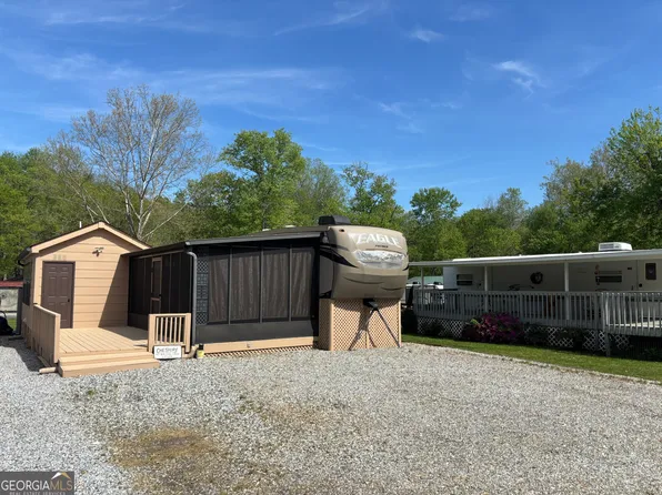 101 Bridge Loop Dr, Cleveland, GA 30528