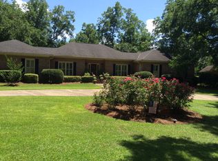 101 Asphodel Dr, Dothan, AL 36303