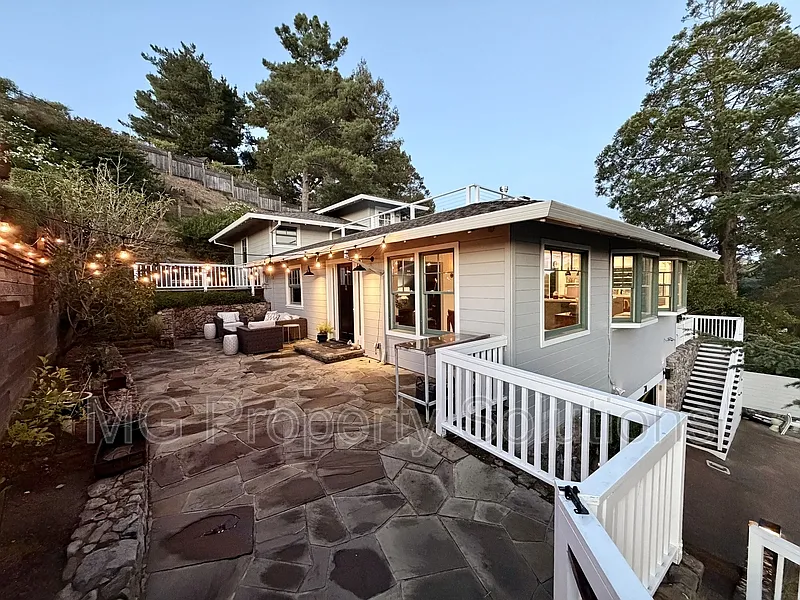 74 Bay Vista Dr
