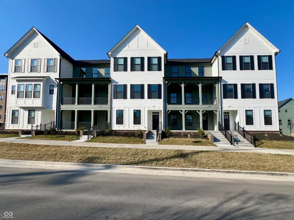 460 W Smoky Row, Carmel, IN 46032