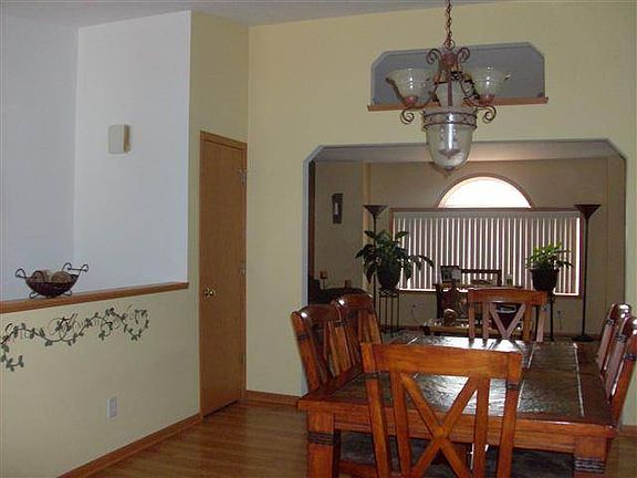 5th image of 1101 Elmer Ave